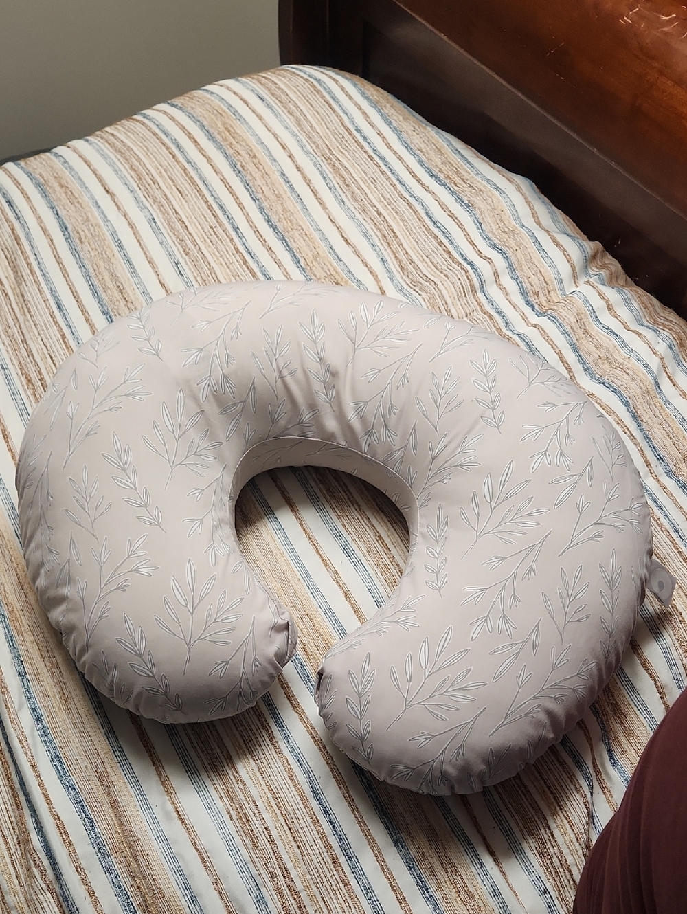 Boppy Nursing Pillow With Cover